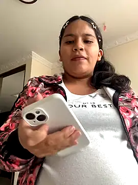 Snapshot of moncerrat_luna chatting on October 2025 09:12:02 PM moncerrat luna online show from October 2025 09:12:02 PM