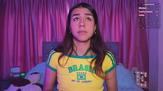 Emiily Scott1 online show from November 2025 02:42:02 PM