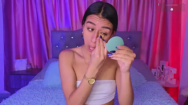 Emiily Scott1 online show from January 2026 03:58:01 PM