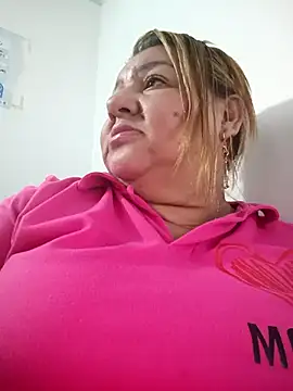 HORNY MATURE25 online show from April 2026 04:00:02 PM