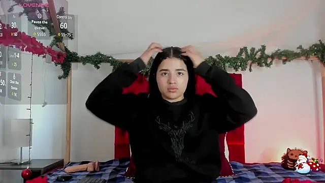 Snapshot of aliice_walker_ chatting on December 2024 12:27:02 PM aliice walker online show from December 2024 12:27:02 PM