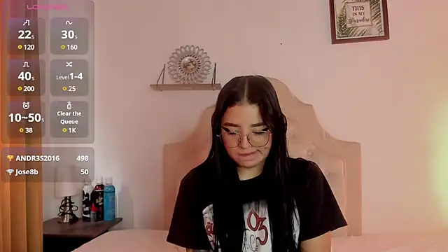 Snapshot of aliice_walker_ chatting on February 2025 06:17:02 PM aliice walker online show from February 2025 06:17:02 PM