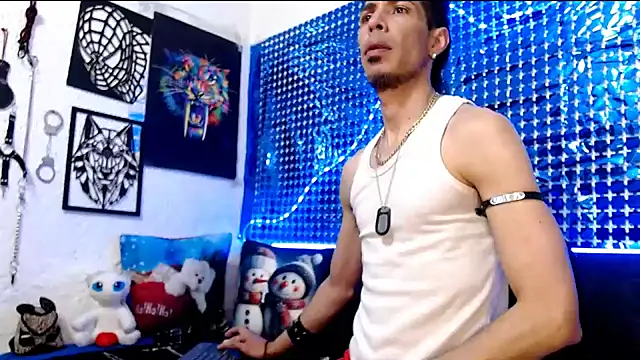 Mensecret69 online show from December 2024 07:37:02 PM