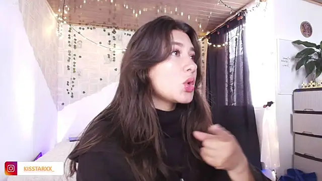 kisstarxxx online show from November 2025 07:36:02 PM