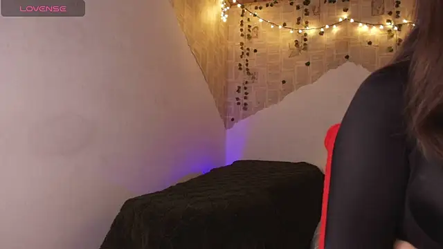 kisstarxxx online show from November 2025 03:05:01 AM