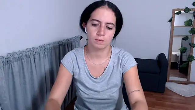 Snapshot of samantha_baby_ chatting on November 2025 05:17:02 AM samantha baby online show from November 2025 05:17:02 AM