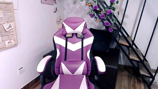 samantha baby  online show from March 2026 06:05:02 PM