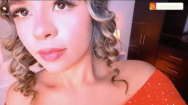 Snapshot of Tiana_saenz chatting on March 2025 11:16:02 PM Tiana saenz online show from March 2025 11:16:02 PM