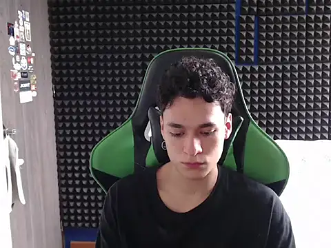 Curly Angel24 online show from December 2025 04:03:02 PM