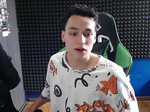 Curly Angel24 online show from March 2026 07:49:02 PM