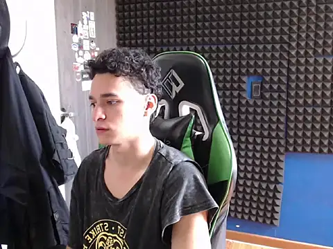 Curly Angel24 online show from March 2026 02:57:01 PM