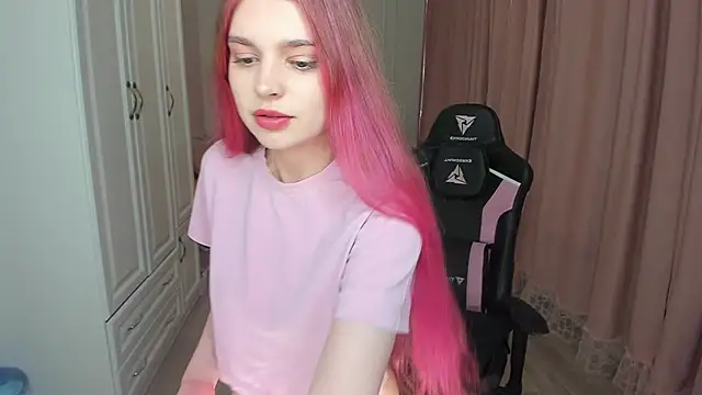 lil cassie online show from April 2026 09:39:33 PM