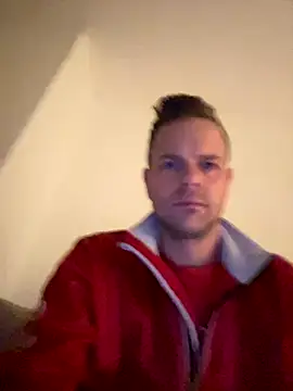 Snapshot of Danii0790 chatting on September 2025 03:54:01 AM Danii0790 online show from September 2025 03:54:01 AM