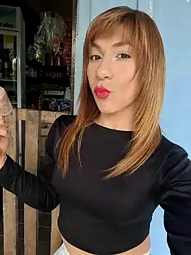 Snapshot of Evehampy chatting on December 2024 06:16:02 PM Evehampy online show from December 2024 06:16:02 PM