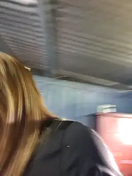 Snapshot of Evehampy chatting on January 2025 08:00:01 PM Evehampy online show from January 2025 08:00:01 PM