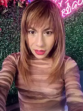 Snapshot of Evehampy chatting on January 2025 08:14:02 PM Evehampy online show from January 2025 08:14:02 PM