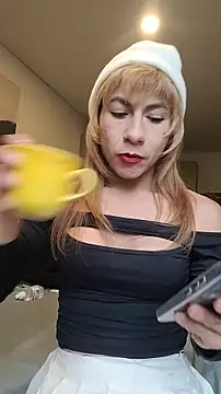 Snapshot of Evehampy chatting on October 2025 07:56:01 PM Evehampy online show from October 2025 07:56:01 PM