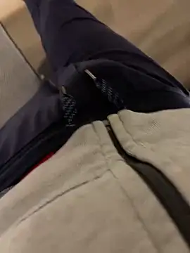 alieno27 online show from February 2025 08:42:02 PM