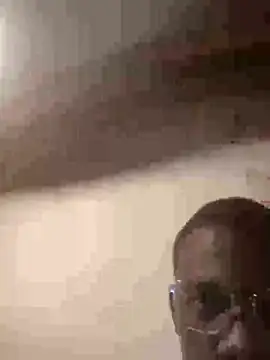 la chiennete online show from October 2025 07:45:02 PM