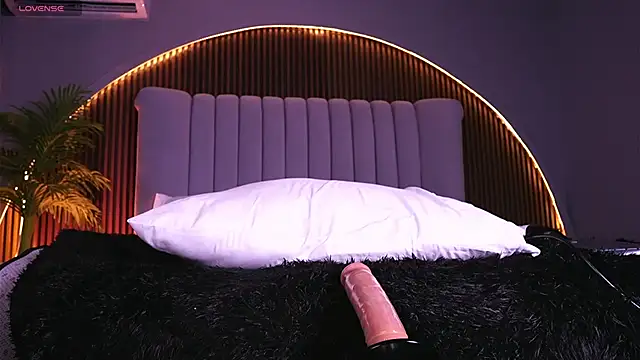 Victoriaxx  online show from December 2025 11:20:02 PM