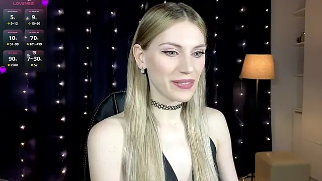 Lilianna Just online show from December 2024 05:48:02 PM