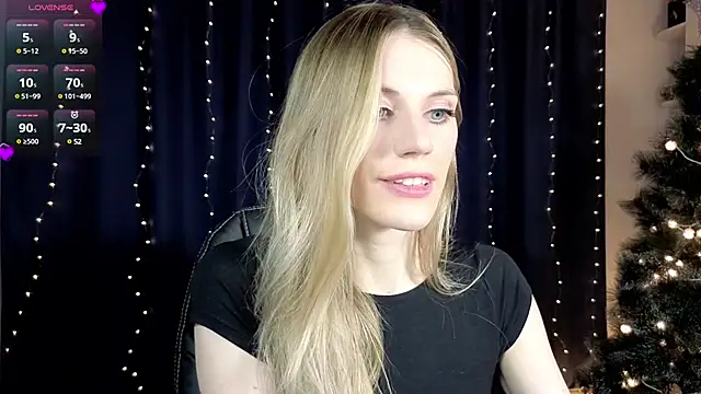 Lilianna Just online show from December 2024 09:39:02 PM