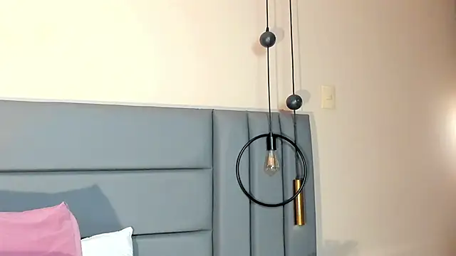 Snapshot of NoraDasilva chatting on November 2025 08:24:02 PM NoraDasilva online show from November 2025 08:24:02 PM