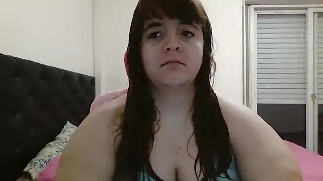 Snapshot of Bombon_ok chatting on November 2025 11:03:01 PM Bombon ok online show from November 2025 11:03:01 PM