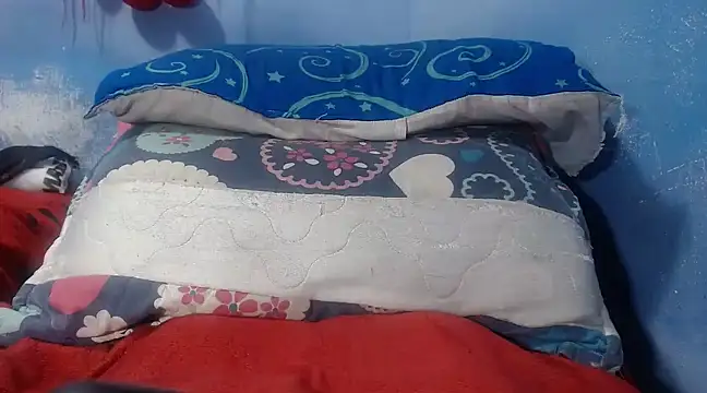 Snapshot of ebony_cristal1 chatting on December 2024 05:29:02 AM ebony cristal1 online show from December 2024 05:29:02 AM