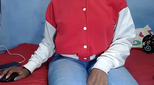 Snapshot of ebony_cristal1 chatting on February 2025 10:28:01 AM ebony cristal1 online show from February 2025 10:28:01 AM