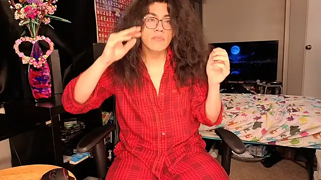 ShinyCherub online show from March 2025 04:40:02 AM