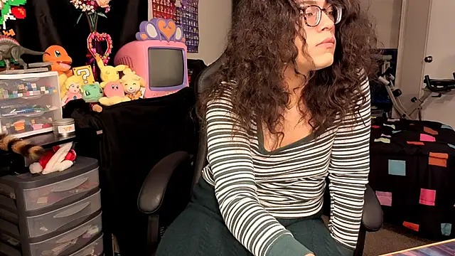 ShinyCherub online show from October 2025 10:38:02 AM