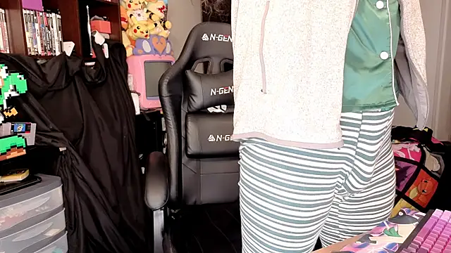 ShinyCherub online show from February 2026 10:16:02 PM