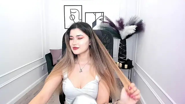 Snapshot of AnneTLi chatting on November 2025 03:29:02 AM AnneTLi online show from November 2025 03:29:02 AM