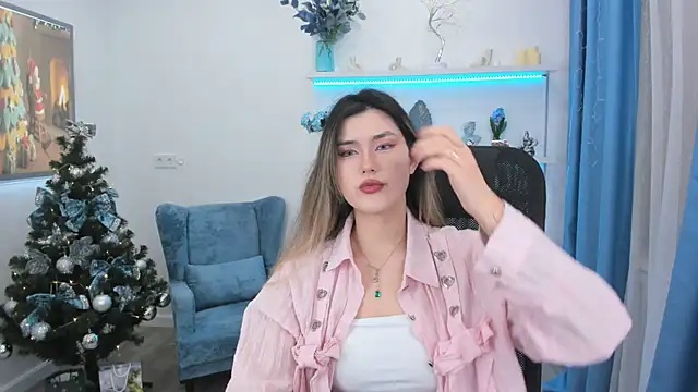 Snapshot of AnneTLi chatting on December 2025 03:26:02 AM AnneTLi online show from December 2025 03:26:02 AM