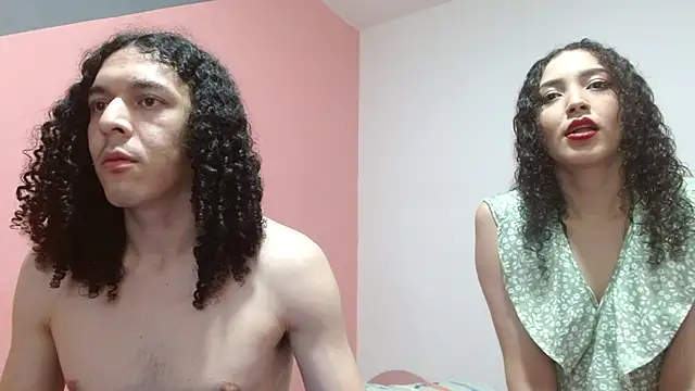 Snapshot of thefockers69 chatting on January 2025 07:33:02 AM thefockers69 online show from January 2025 07:33:02 AM