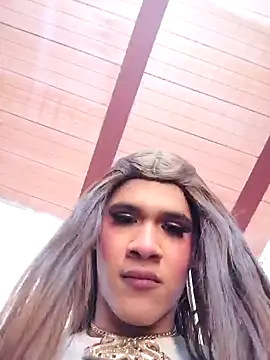 Snapshot of Babylolatop chatting on December 2024 11:17:02 PM Babylolatop online show from December 2024 11:17:02 PM