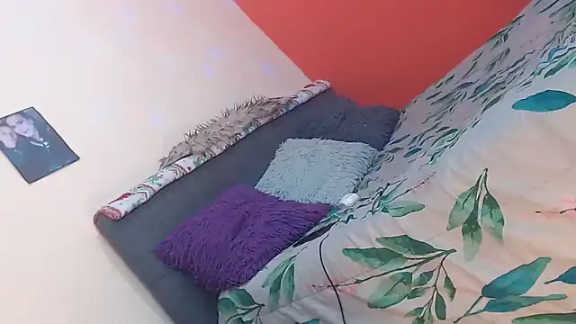 Snapshot of Babylolatop chatting on February 2025 05:51:02 PM Babylolatop online show from February 2025 05:51:02 PM