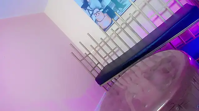 Snapshot of Babylolatop chatting on March 2025 01:06:02 PM Babylolatop online show from March 2025 01:06:02 PM