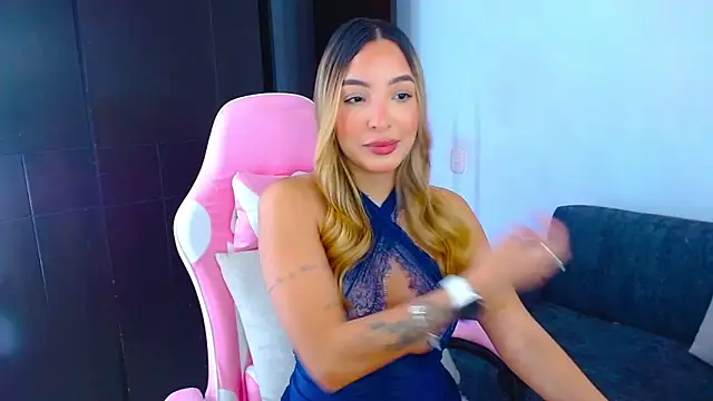 im grecia online show from April 2026 09:45:01 PM