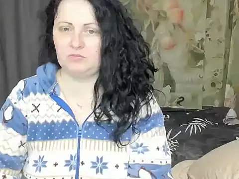 Lillian2 online show from April 2026 07:11:01 PM