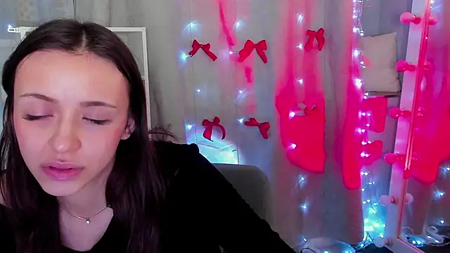 MipsyMipson online show from January 2025 04:38:01 PM