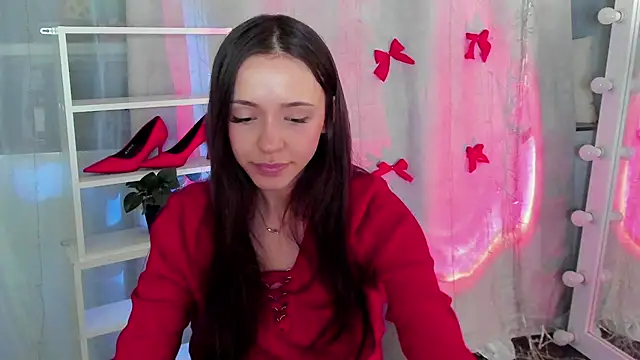 MipsyMipson online show from January 2025 01:41:02 PM