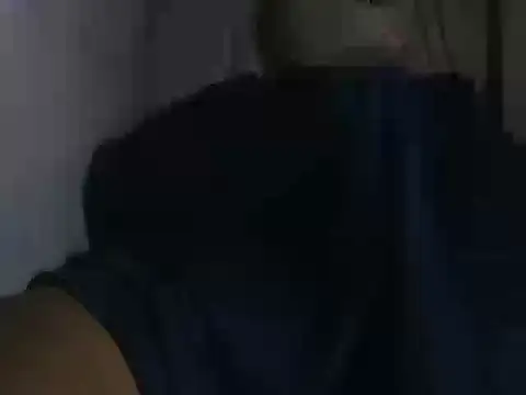 Snapshot of maxstelll chatting on February 2026 04:44:02 AM maxstelll online show from February 2026 04:44:02 AM