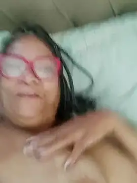 Delicy1 online show from February 2025 11:32:02 AM