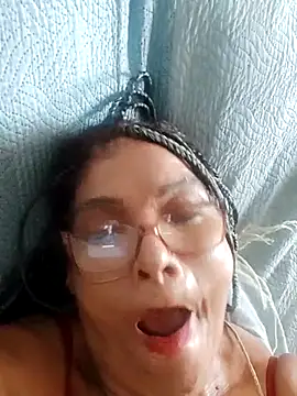 Delicy1 online show from February 2025 11:32:01 PM