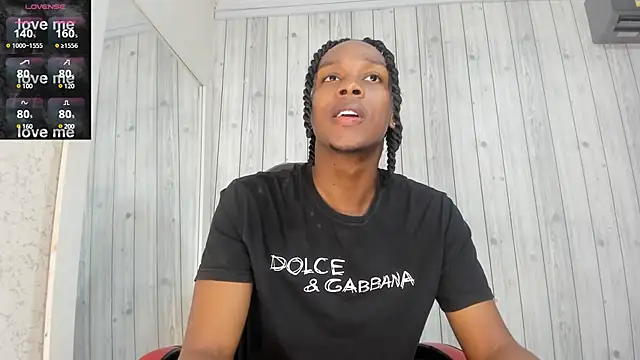 DominicSccott online show from February 2025 12:06:01 PM