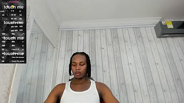 DominicSccott online show from February 2025 12:27:02 PM