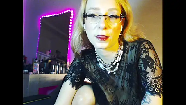 welliza online show from January 2025 10:57:01 PM