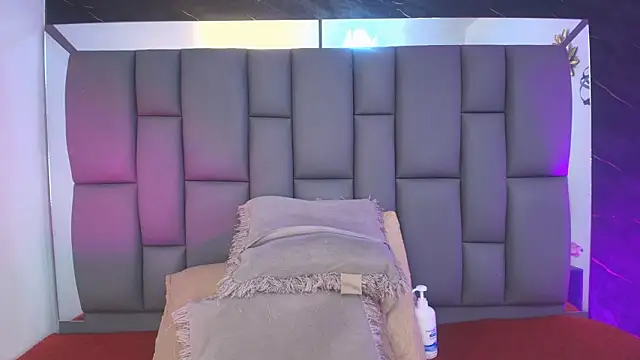  MiaBrown  online show from February 2026 12:14:01 PM